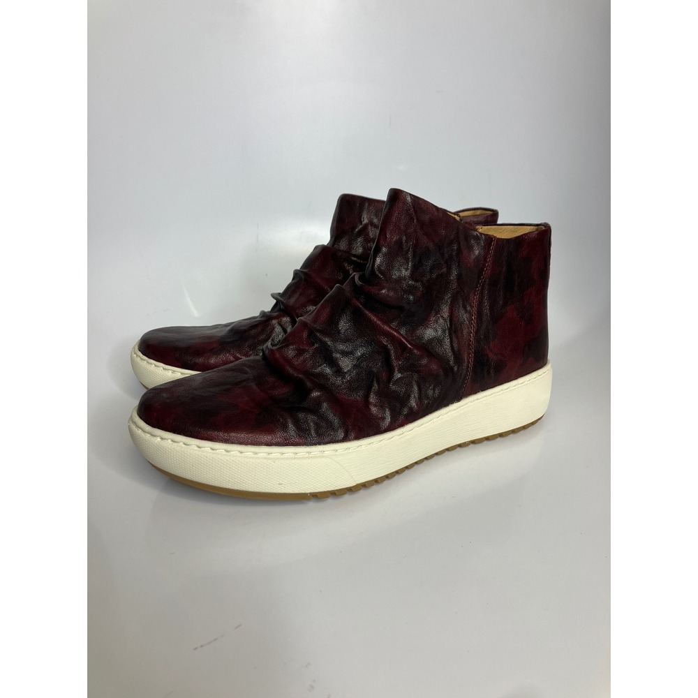 Sofft Khele21 High Top Sneaker Women 10M Burgundy Excellent Ruched Leather Zip